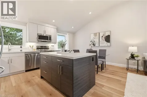 99 Byron Avenue Stoney Creek ON L8J 2T2