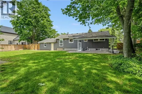 99 Byron Avenue Stoney Creek ON L8J 2T2