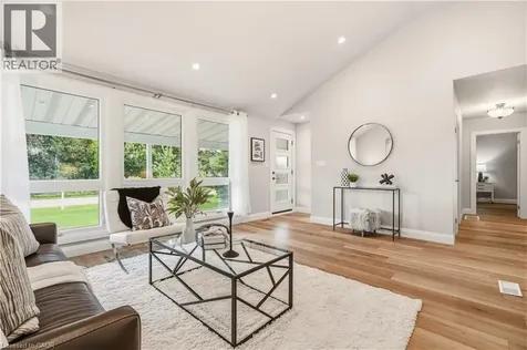 99 Byron Avenue Stoney Creek ON L8J 2T2