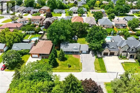 99 Byron Avenue Stoney Creek ON L8J 2T2
