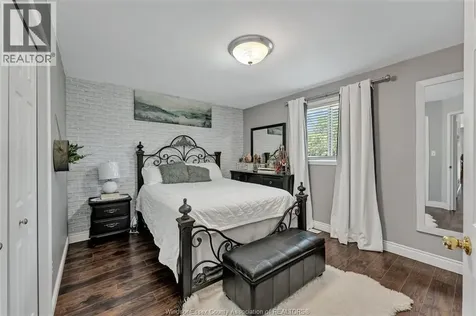 752 Helena Crescent Belle River ON N8L 0L1