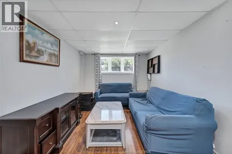 752 Helena Crescent Belle River ON N8L 0L1