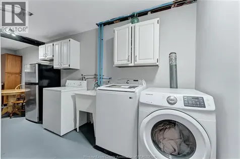 752 Helena Crescent Belle River ON N8L 0L1