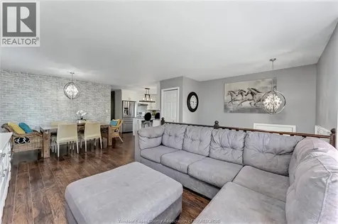 752 Helena Crescent Belle River ON N8L 0L1