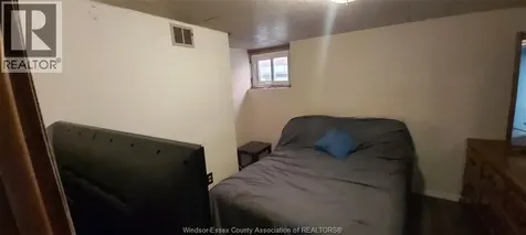 588 Irvine Avenue Windsor ON N8X 2T2