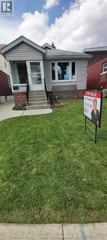588 Irvine Avenue Windsor ON N8X 2T2