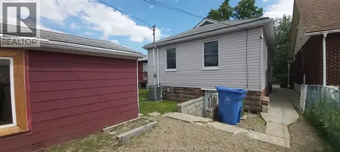 588 Irvine Avenue Windsor ON N8X 2T2