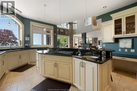 1740 Caille Avenue Lakeshore ON N8L 0J5