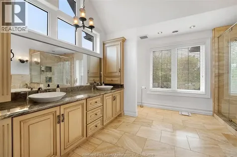 1740 Caille Avenue Lakeshore ON N8L 0J5