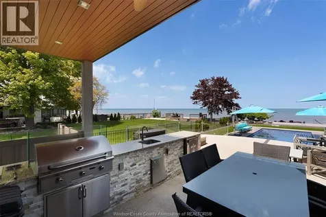 1740 Caille Avenue Lakeshore ON N8L 0J5