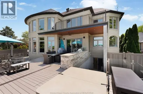 1740 Caille Avenue Lakeshore ON N8L 0J5