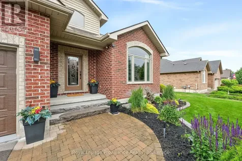 13 Algonquin Avenue Brighton ON K0K 1H0