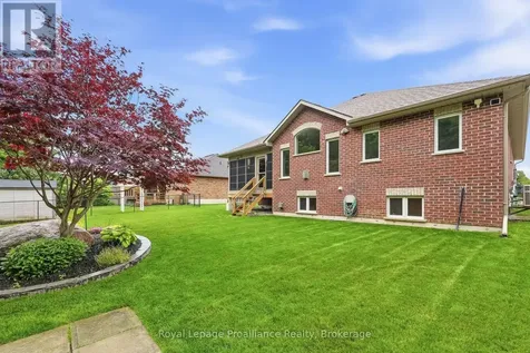 13 Algonquin Avenue Brighton ON K0K 1H0