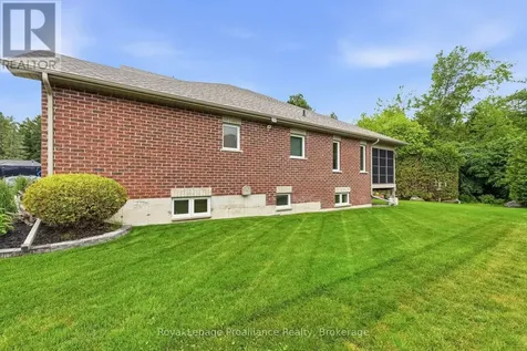 13 Algonquin Avenue Brighton ON K0K 1H0