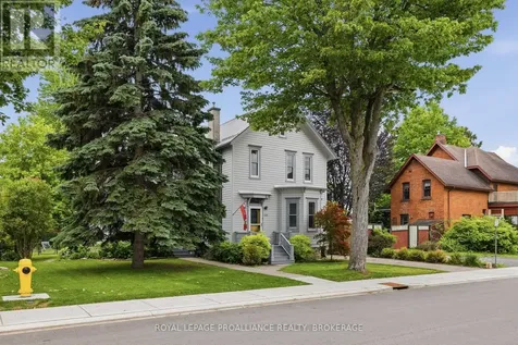 125 Arthur Street Gananoque ON K7G 1B1