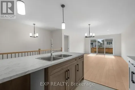 995 Katia Street The Nation ON K0A 2M0