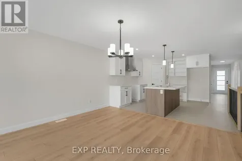 995 Katia Street The Nation ON K0A 2M0