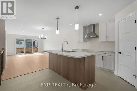 995 Katia Street The Nation ON K0A 2M0