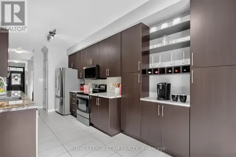 111 Hawkeswood Drive Ottawa ON K4M 0C1