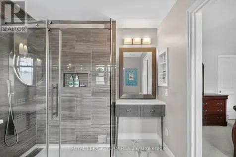 111 Hawkeswood Drive Ottawa ON K4M 0C1