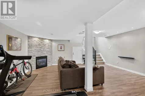111 Hawkeswood Drive Ottawa ON K4M 0C1