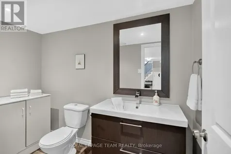 111 Hawkeswood Drive Ottawa ON K4M 0C1