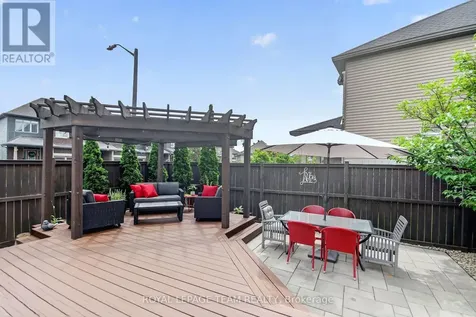 111 Hawkeswood Drive Ottawa ON K4M 0C1