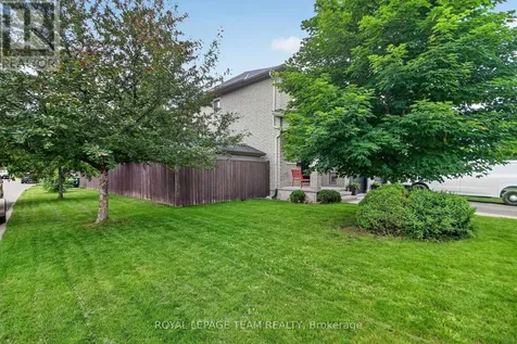111 Hawkeswood Drive Ottawa ON K4M 0C1