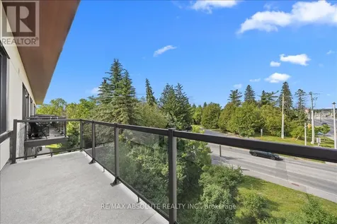 5992 Hazeldean Road Ottawa ON K2S 1B9