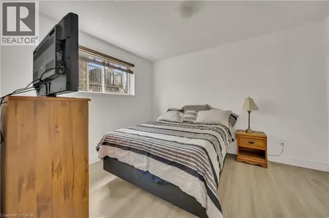 931 Glasgow Street Kitchener ON N2N 0B6