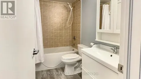 234 Rideau Street Ottawa ON K1N 0A9