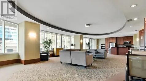 234 Rideau Street Ottawa ON K1N 0A9