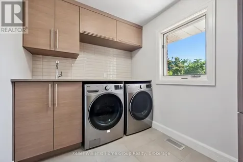 22 Lyle Place Guelph (kortright East) ON N1L 1A8