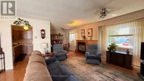 303 Waterloo Street Saugeen Shores ON N0H 2C1