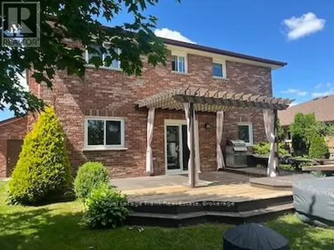 15 Enzo Crescent Uxbridge ON L9P 1M2