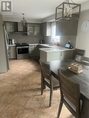 15 Enzo Crescent Uxbridge ON L9P 1M2