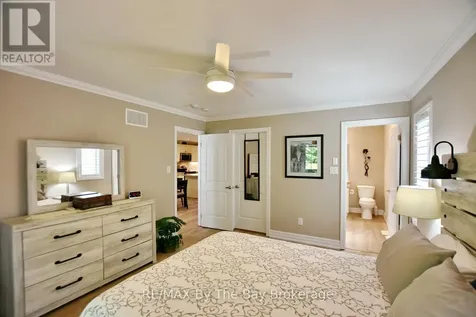 12 New York Avenue Wasaga Beach ON L9Z 3A8