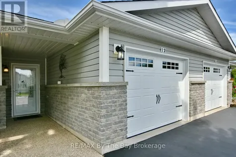 12 New York Avenue Wasaga Beach ON L9Z 3A8