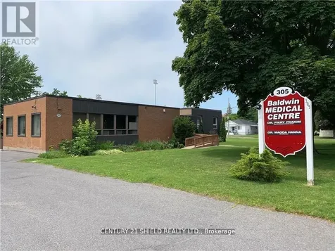 305 Baldwin Avenue Cornwall ON K6H 4J6