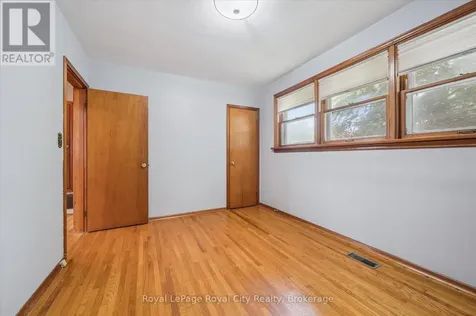 87 Cassino Avenue Guelph (st. George's) ON N1E 2J4