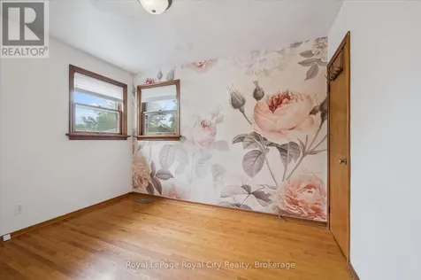 87 Cassino Avenue Guelph (st. George's) ON N1E 2J4