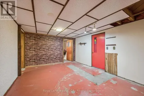 87 Cassino Avenue Guelph (st. George's) ON N1E 2J4