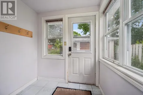 87 Cassino Avenue Guelph (st. George's) ON N1E 2J4