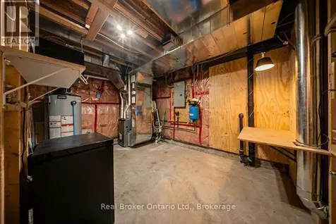 419 Rideau River Street Waterloo ON N2V 2Y4