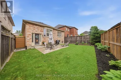 419 Rideau River Street Waterloo ON N2V 2Y4
