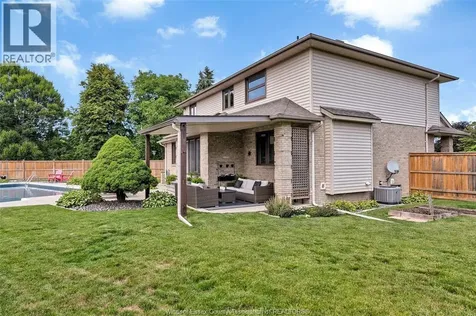 12311 Verdant Court Tecumseh ON N9K 1B4