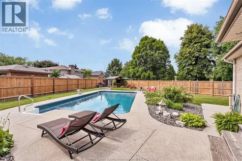 12311 Verdant Court Tecumseh ON N9K 1B4