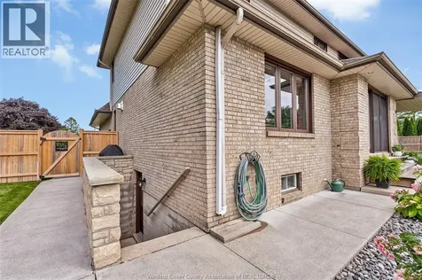 12311 Verdant Court Tecumseh ON N9K 1B4