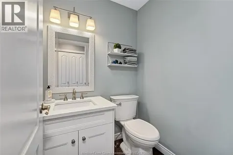 12311 Verdant Court Tecumseh ON N9K 1B4