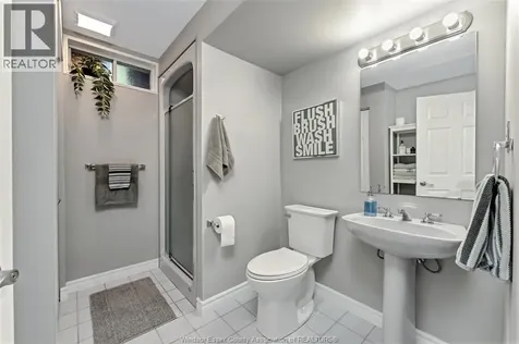 12311 Verdant Court Tecumseh ON N9K 1B4